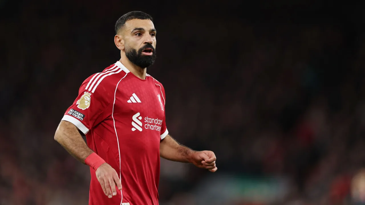 قرار حاسم.. ليفربول يحدد مصير صلاح بعقد جديد حتى 2027